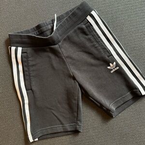 5/$25 Boys Adidas black and white shorts, size XXS (size 5-6)